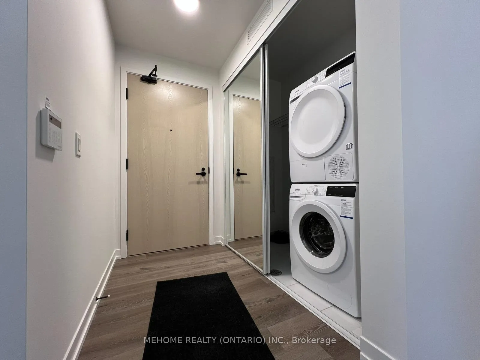 Photo 9 of Unit 1706, 225 Commerce Street, Vaughan, Vaughan Corporate Centre — HOMEH