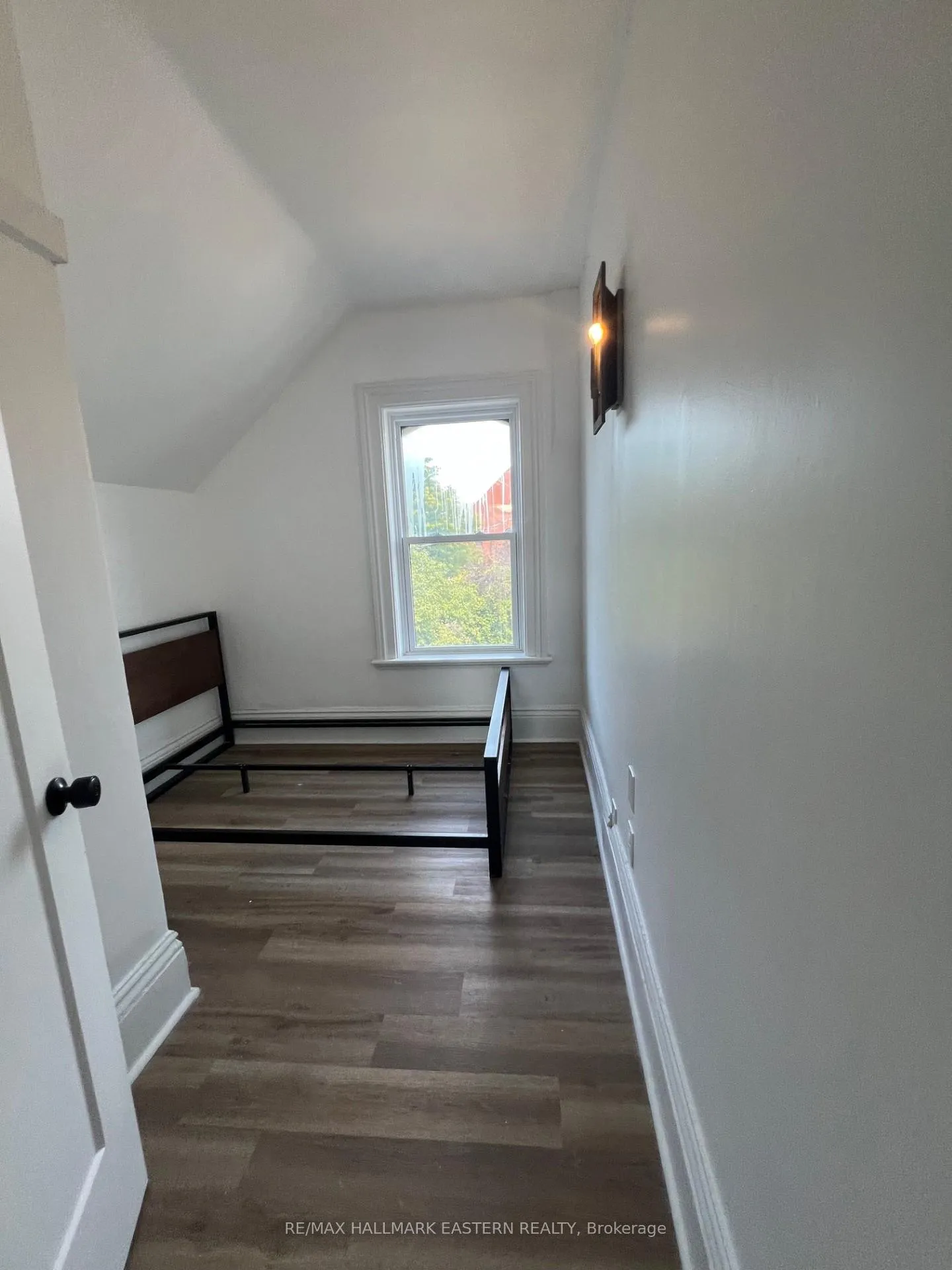 Photo 8 of 151 Park Place, Peterborough, Town Ward 3 — HOMEH