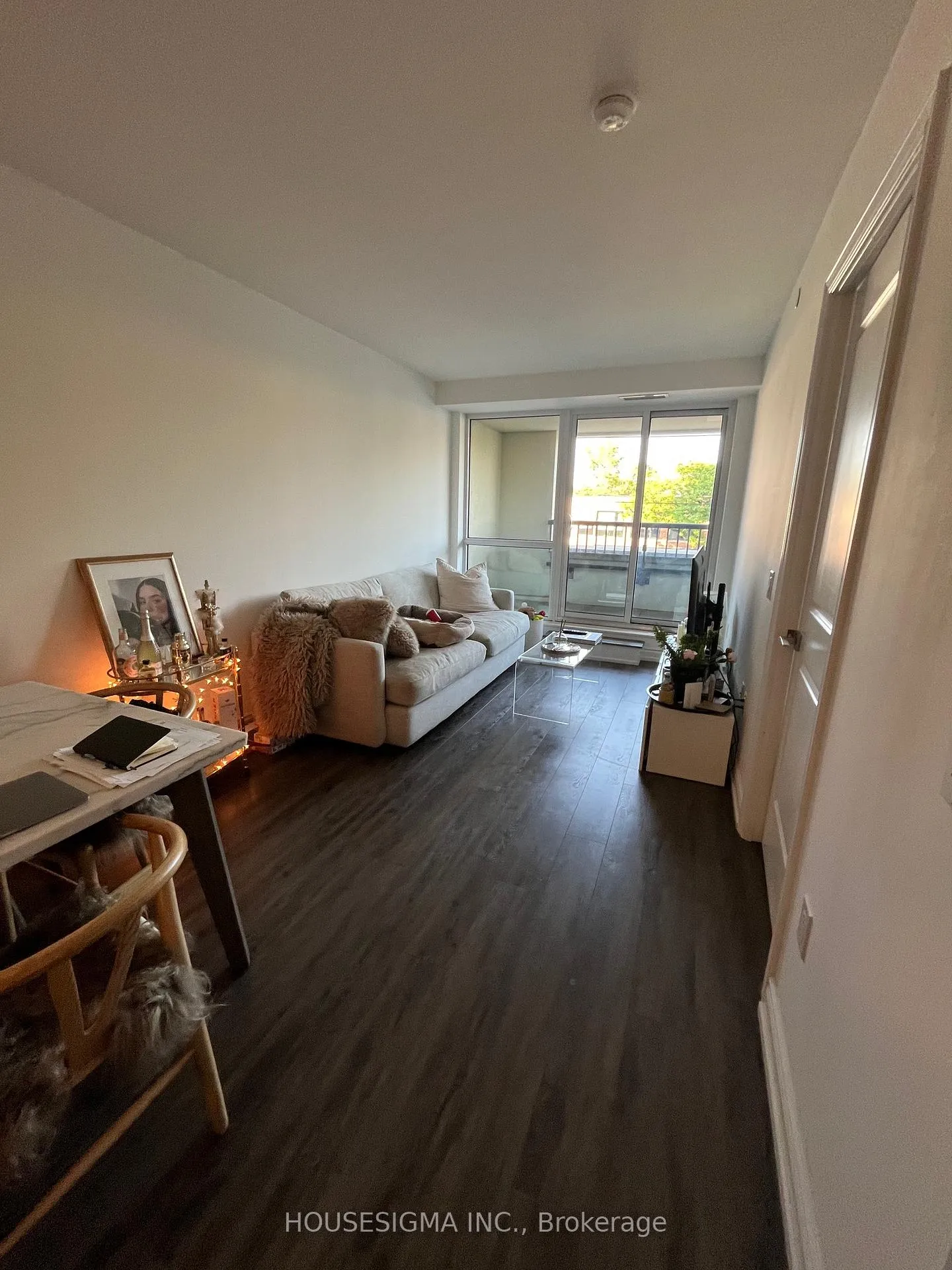Photo 3 of Unit 206, 1700 Avenue Road, Toronto, Bedford Park-Nortown — HOMEH