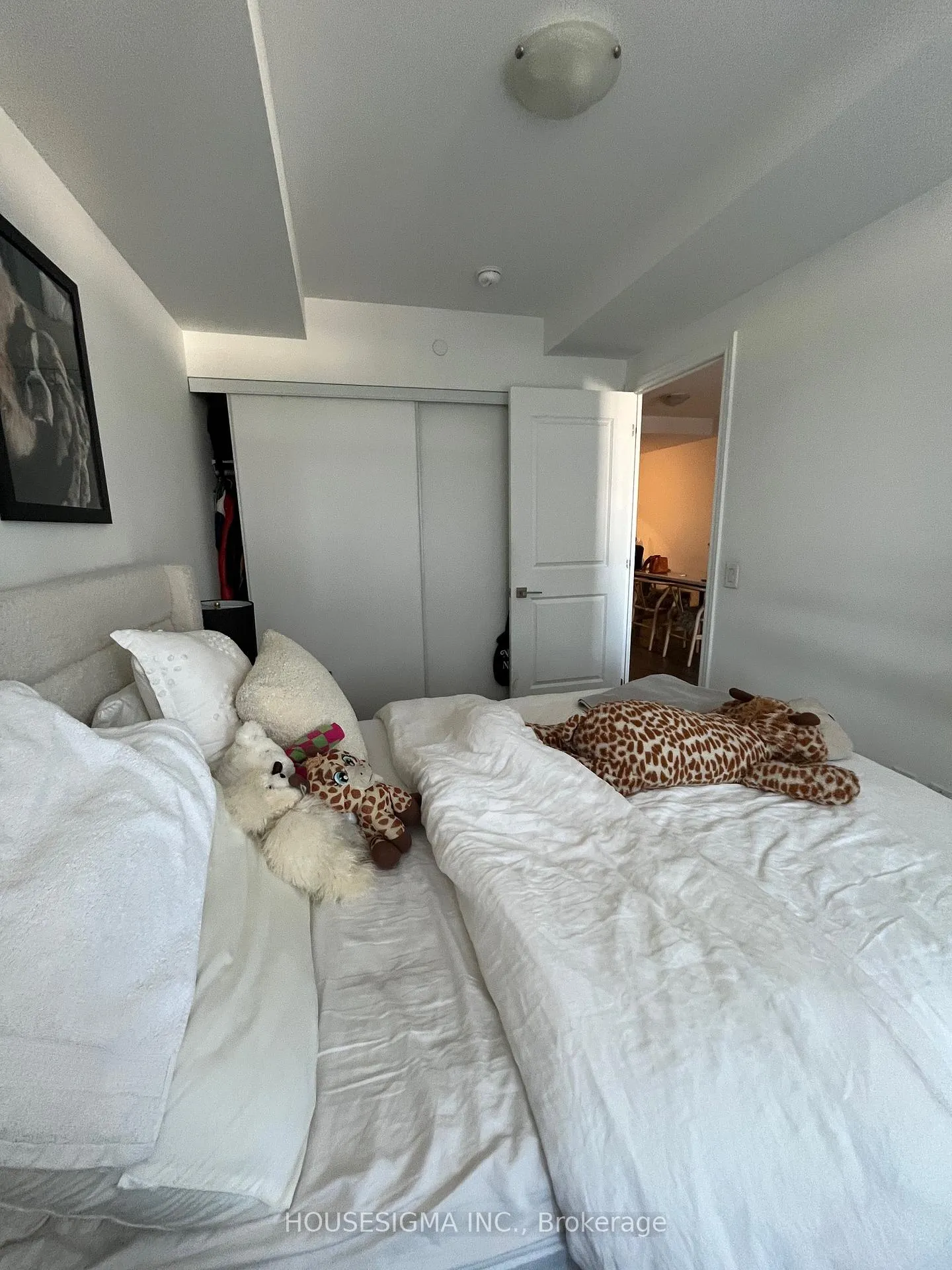 Photo 7 of Unit 206, 1700 Avenue Road, Toronto, Bedford Park-Nortown — HOMEH