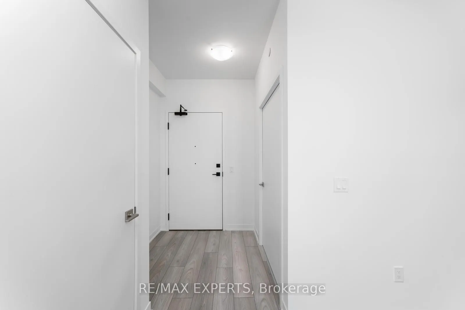 Photo 5 of Unit 1029, 498 Caldari Road, Vaughan, Concord — HOMEH