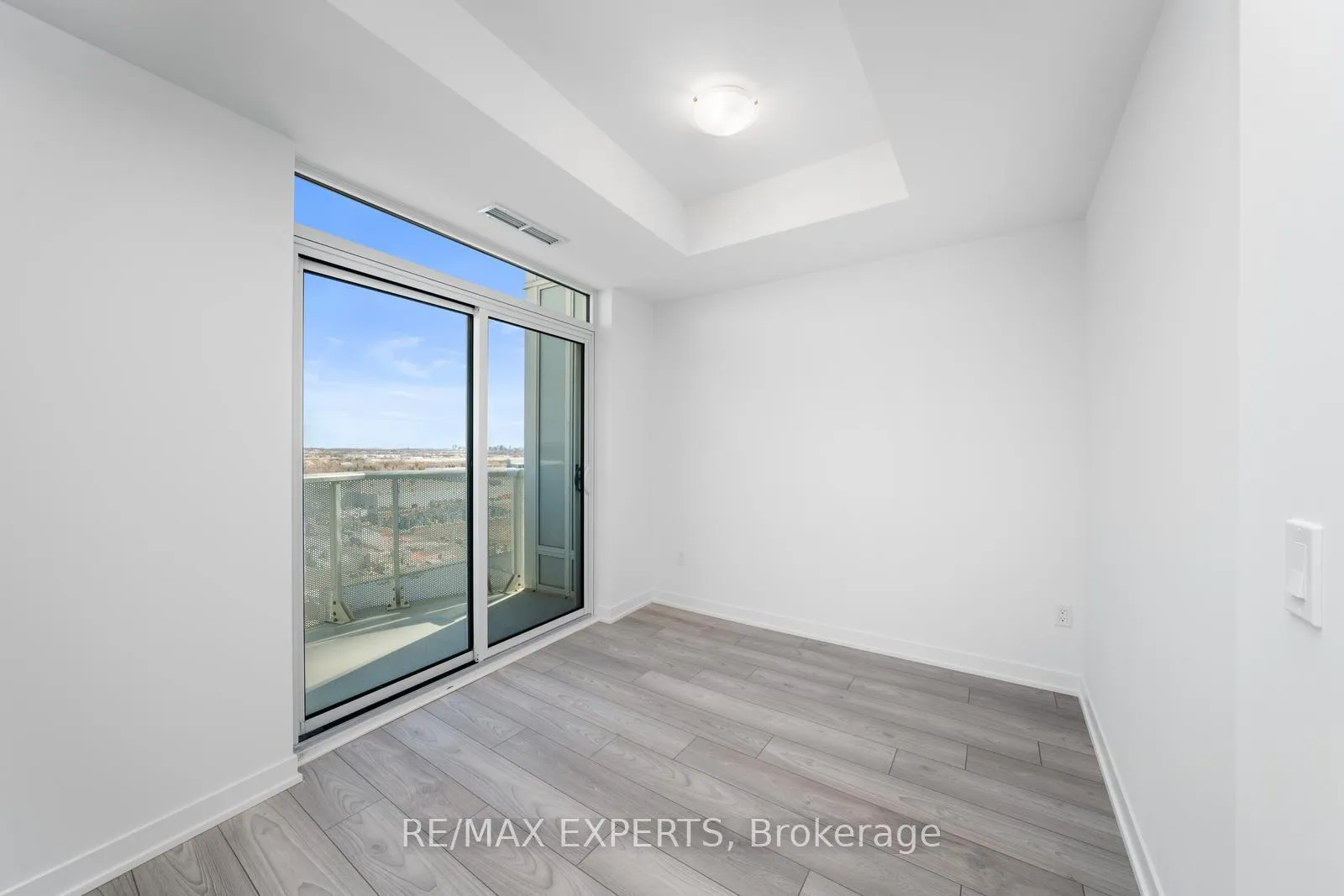 Photo 13 of Unit 1029, 498 Caldari Road, Vaughan, Concord — HOMEH