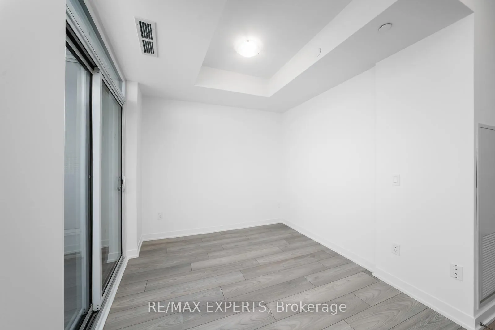 Photo 14 of Unit 1029, 498 Caldari Road, Vaughan, Concord — HOMEH