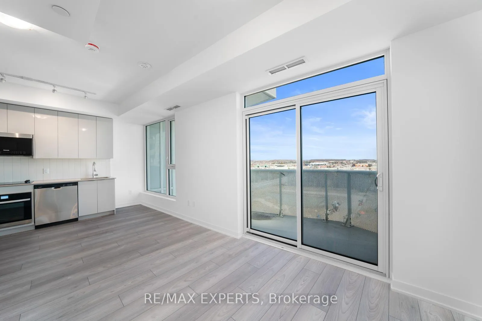 Photo 16 of Unit 1029, 498 Caldari Road, Vaughan, Concord — HOMEH