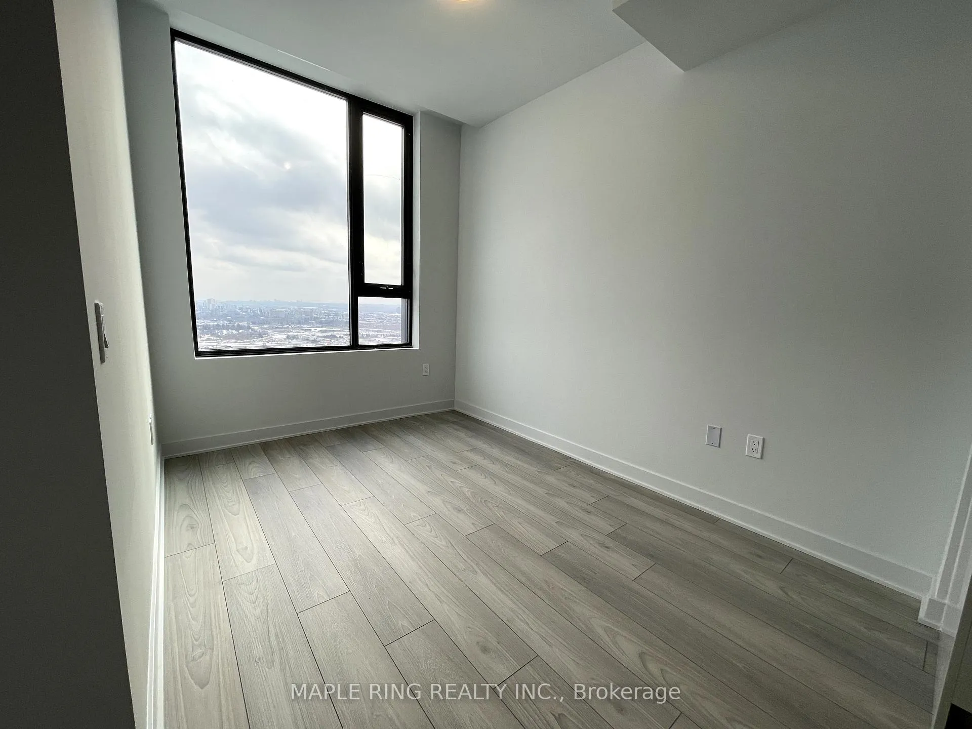 Photo 4 of Unit 3202, 2920 Highway 7 Road, Vaughan, Concord — HOMEH