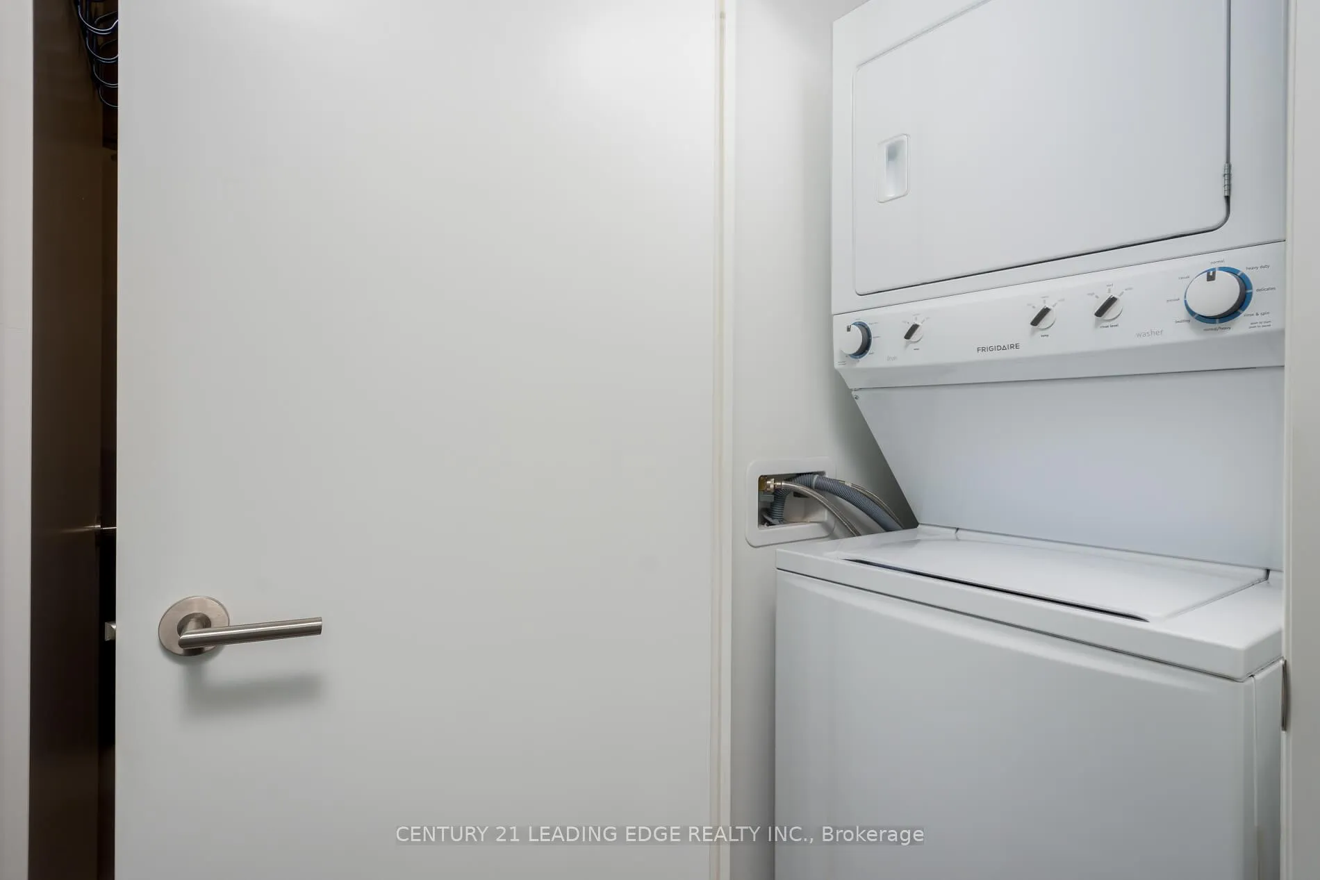 Photo 17 of Unit 917, 160 Vanderhoof Avenue, Toronto, Thorncliffe Park — HOMEH
