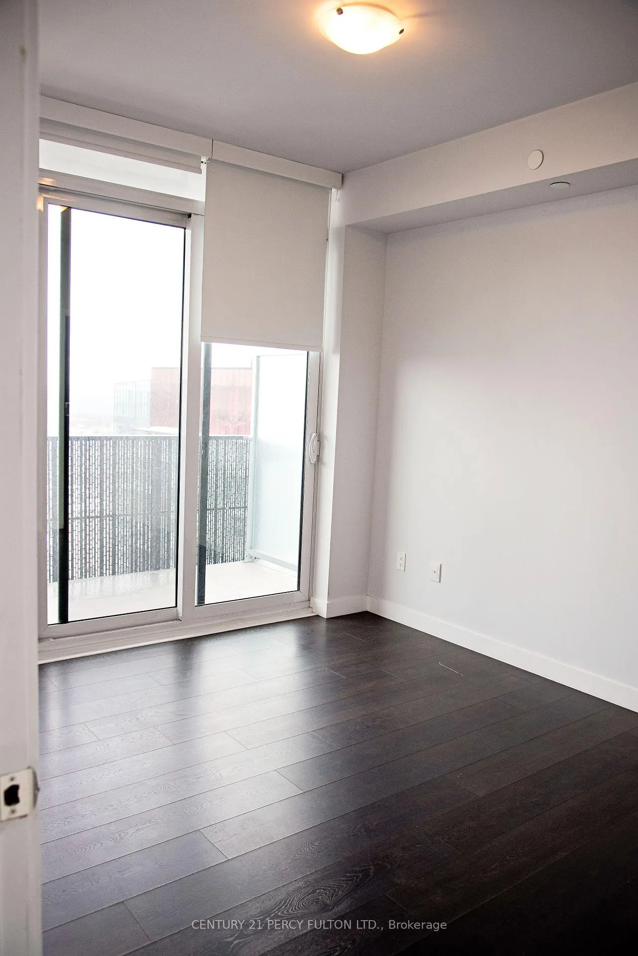 Photo 9 of Unit 3305, 8 Eglinton Avenue E, Toronto, Mount Pleasant West — HOMEH