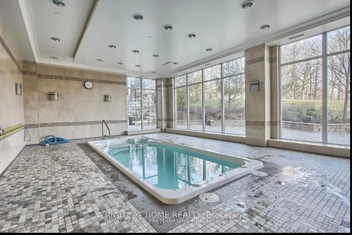 Photo 13 of Unit 604, 9255 Jane Street, Vaughan, Maple — HOMEH