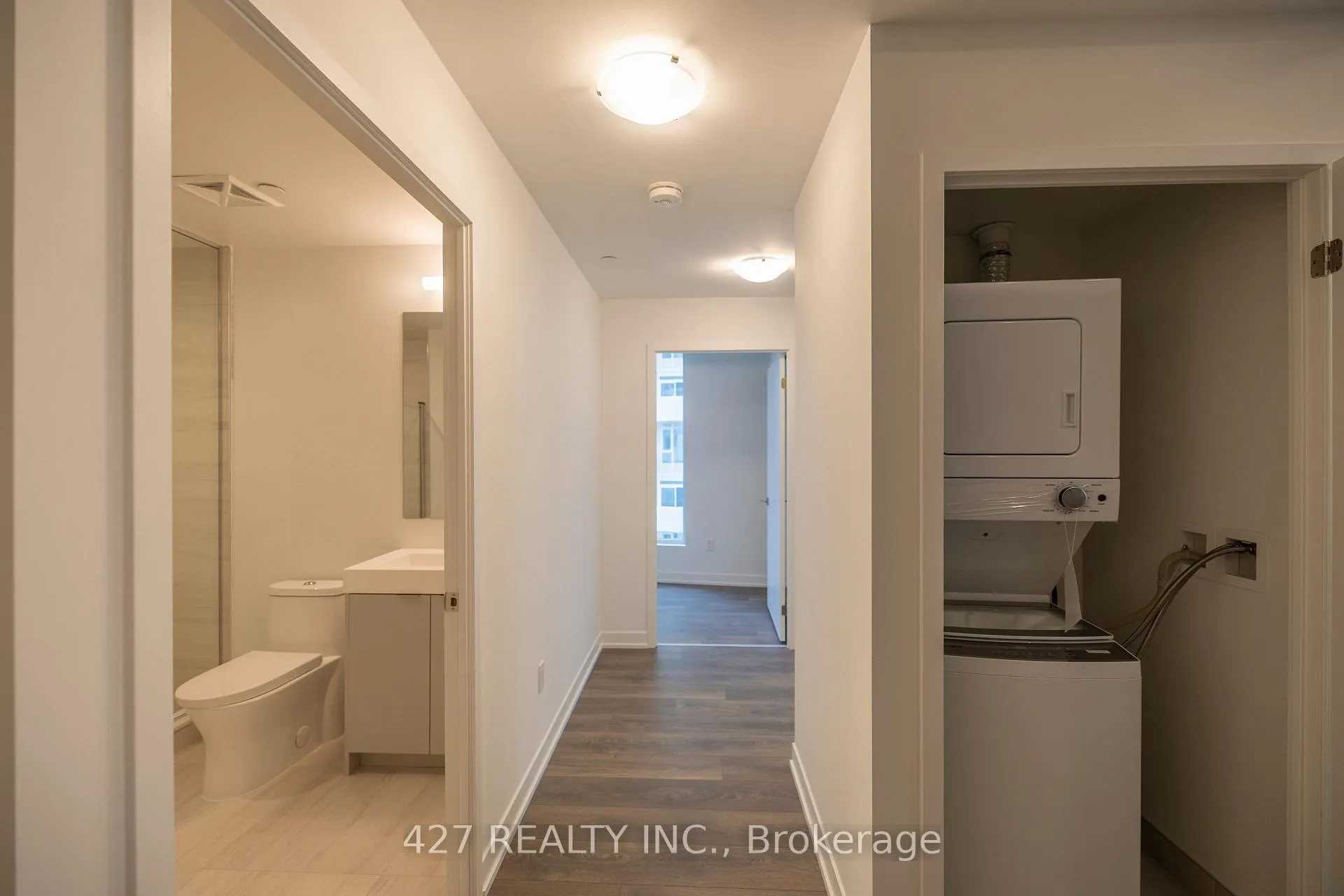 Photo 9 of Unit 1815, 10 Abeja St Street, Vaughan, Concord — HOMEH