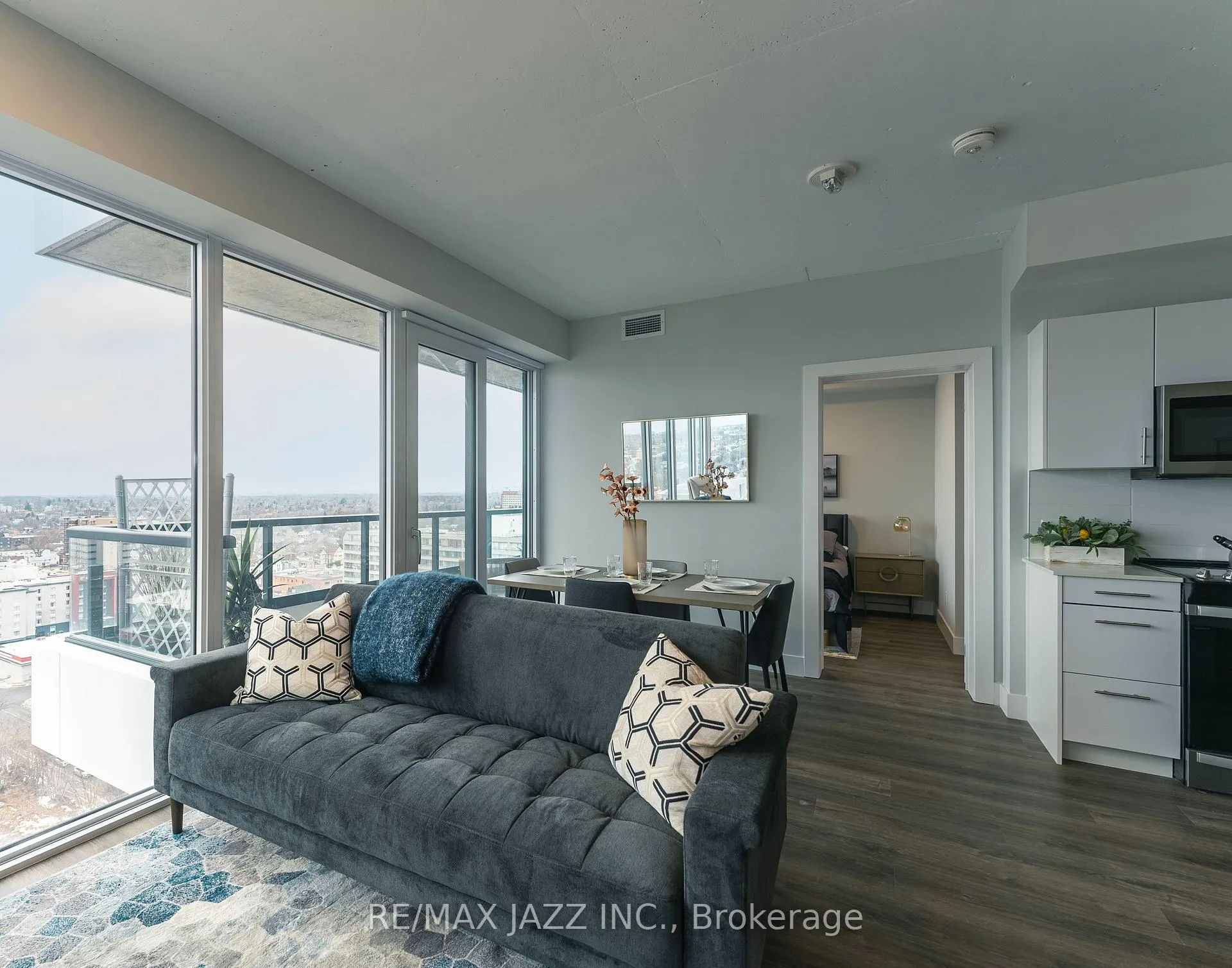 Photo 6 of Unit 1711, 80 Bond Street E, Oshawa, O'Neill — HOMEH