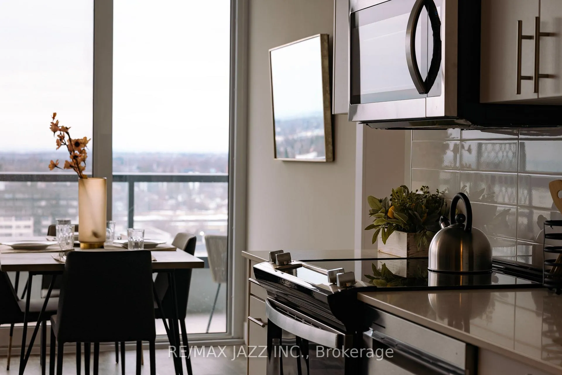 Photo 13 of Unit 1711, 80 Bond Street E, Oshawa, O'Neill — HOMEH