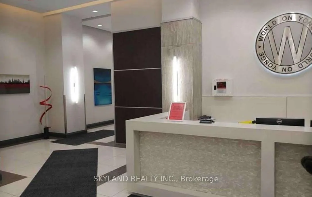 Photo 10 of Unit 909, 7171 Yonge Street, Markham, Grandview — HOMEH