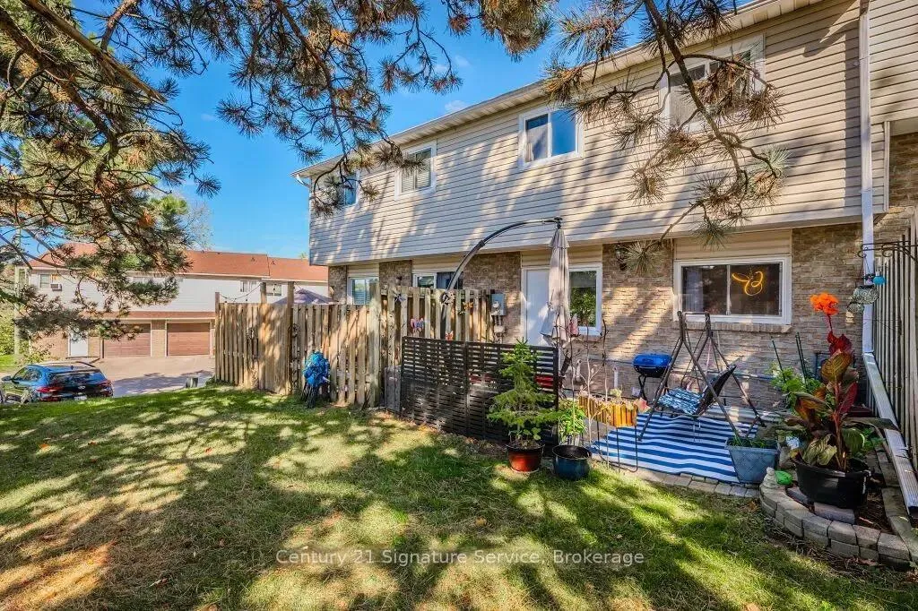 Photo 20 of 296E Bluevale Street N, Waterloo — HOMEH