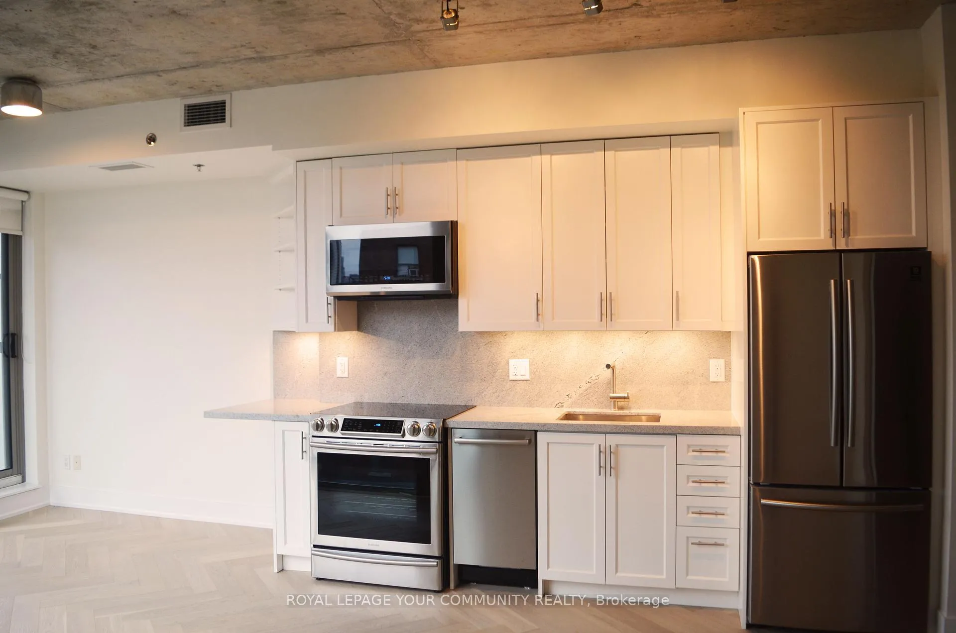 Photo 3 of Unit 702, 630 Queen Street E, Toronto, South Riverdale — HOMEH