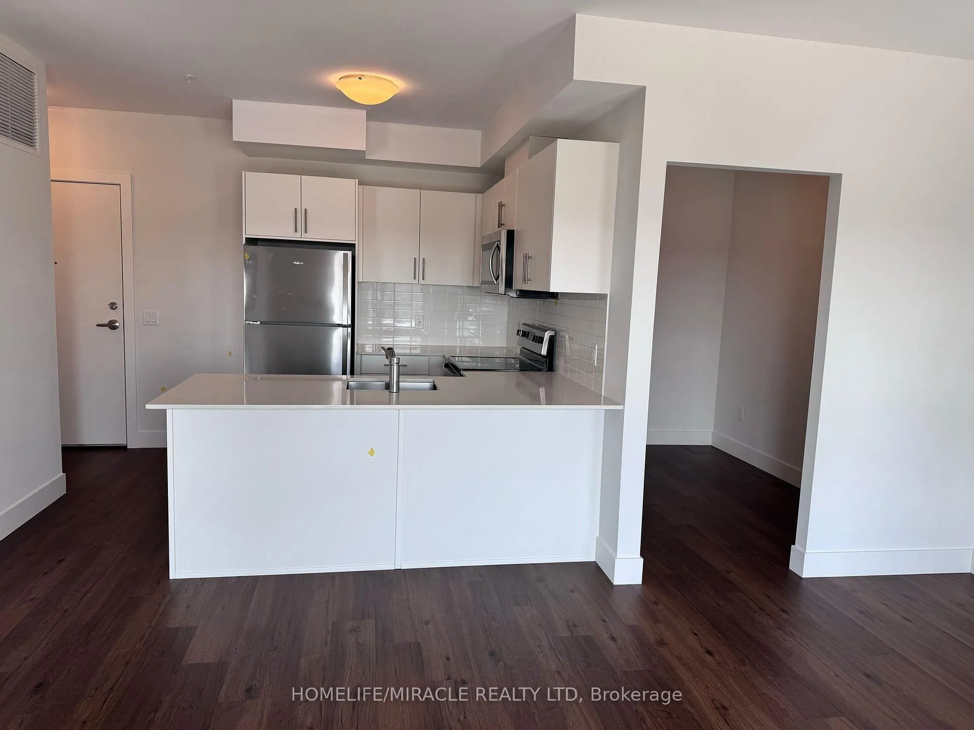 Photo 8 of Unit 614, 1000 Lackner Place, Kitchener — HOMEH