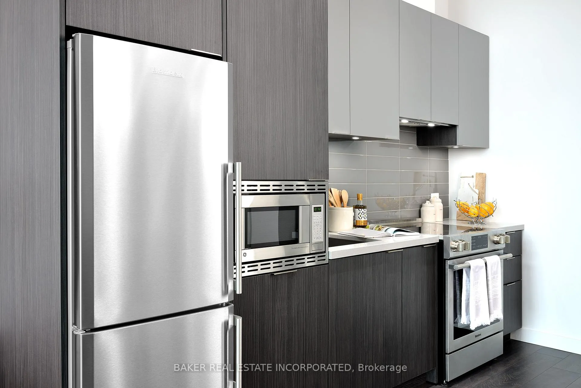 Photo 11 of Unit 2106, 15 Roehampton Avenue, Toronto, Mount Pleasant West — HOMEH