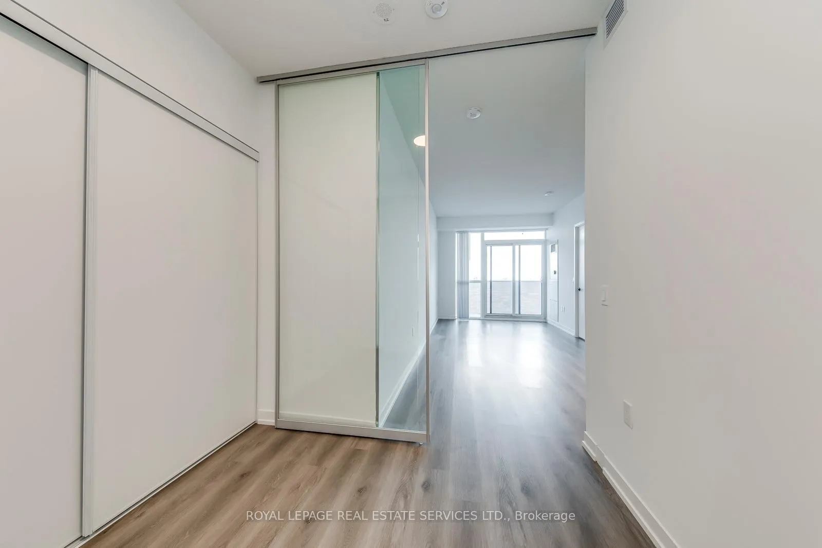 Photo 21 of Unit 4106, 28 Interchange Way, Vaughan, Vaughan Corporate Centre — HOMEH