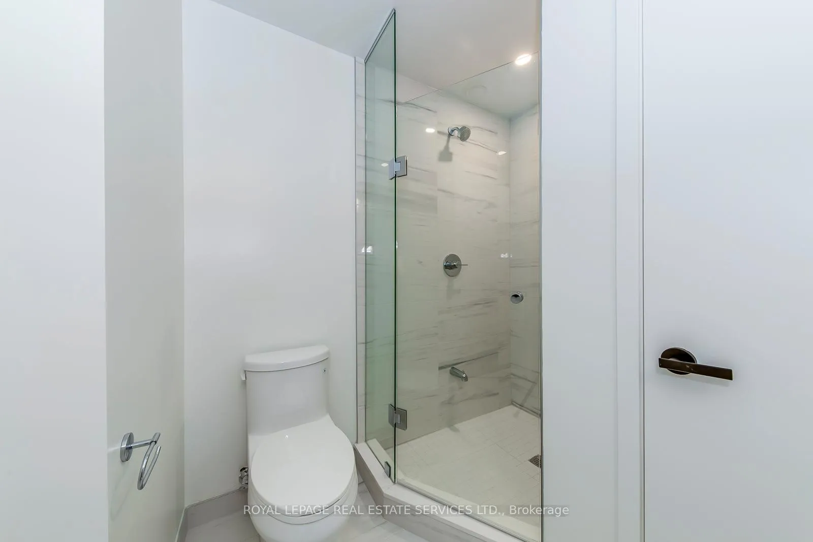 Photo 23 of Unit 4106, 28 Interchange Way, Vaughan, Vaughan Corporate Centre — HOMEH