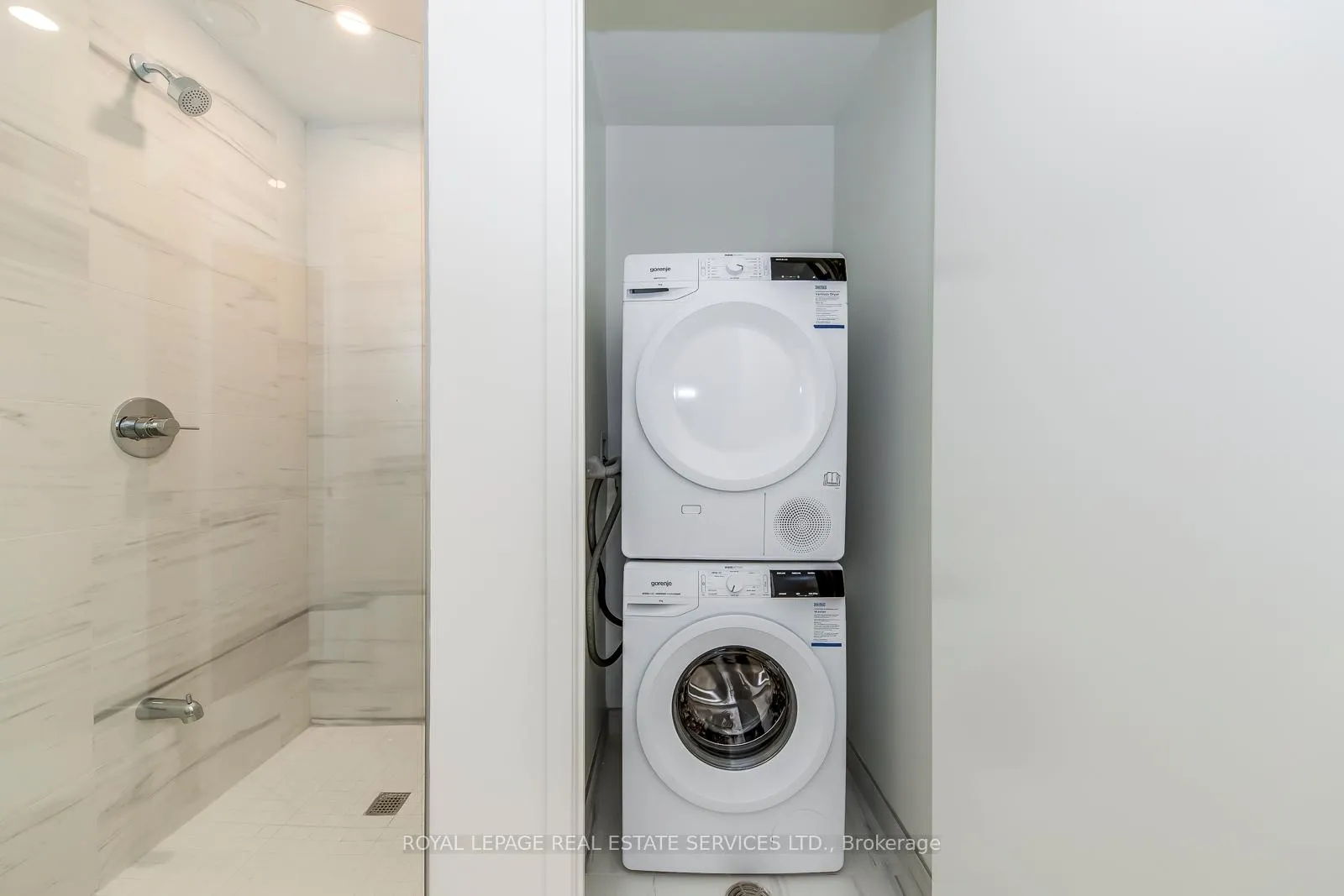 Photo 25 of Unit 4106, 28 Interchange Way, Vaughan, Vaughan Corporate Centre — HOMEH
