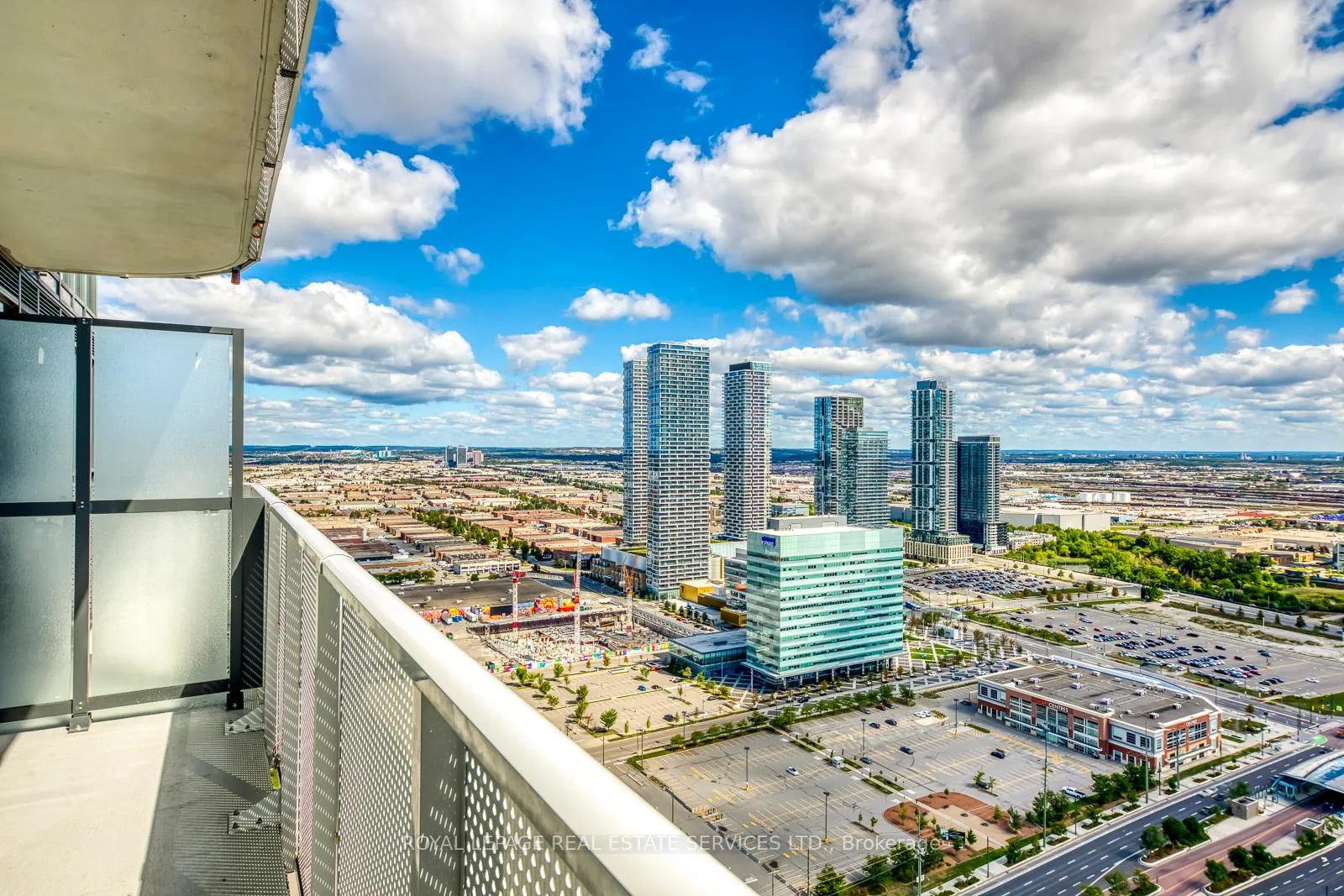 Photo 29 of Unit 4106, 28 Interchange Way, Vaughan, Vaughan Corporate Centre — HOMEH