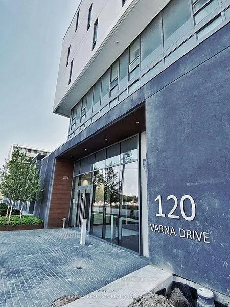 Photo 2 of Unit 718, 120 Varna Drive, Toronto, Englemount-Lawrence — HOMEH