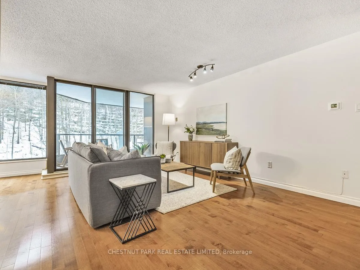 Photo 6 of Unit 809, 3900 Yonge Street, Toronto, Bedford Park-Nortown — HOMEH