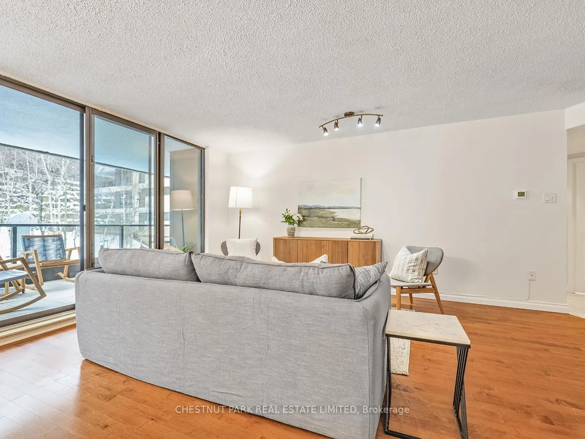 Photo 7 of Unit 809, 3900 Yonge Street, Toronto, Bedford Park-Nortown — HOMEH