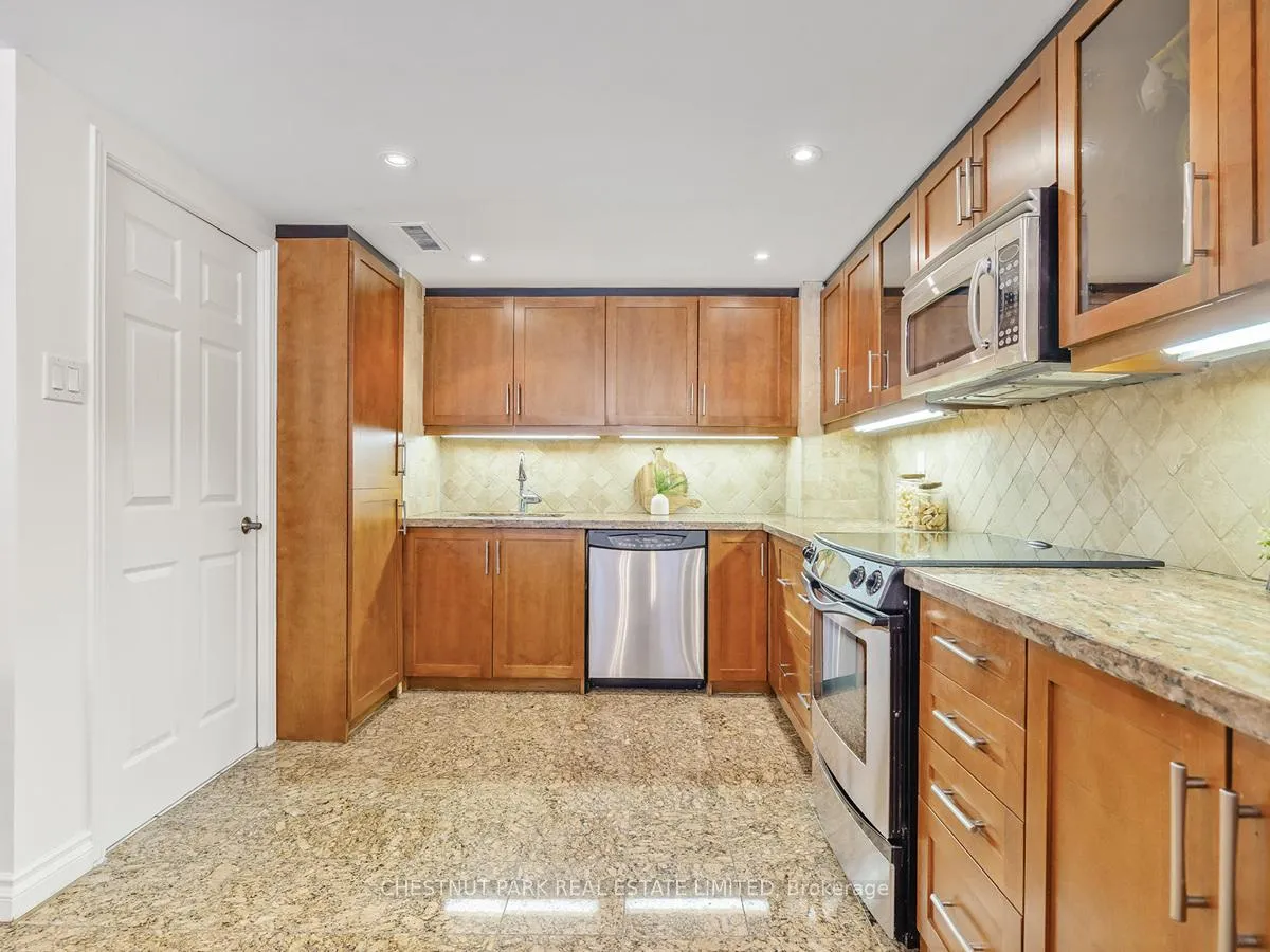 Photo 21 of Unit 809, 3900 Yonge Street, Toronto, Bedford Park-Nortown — HOMEH