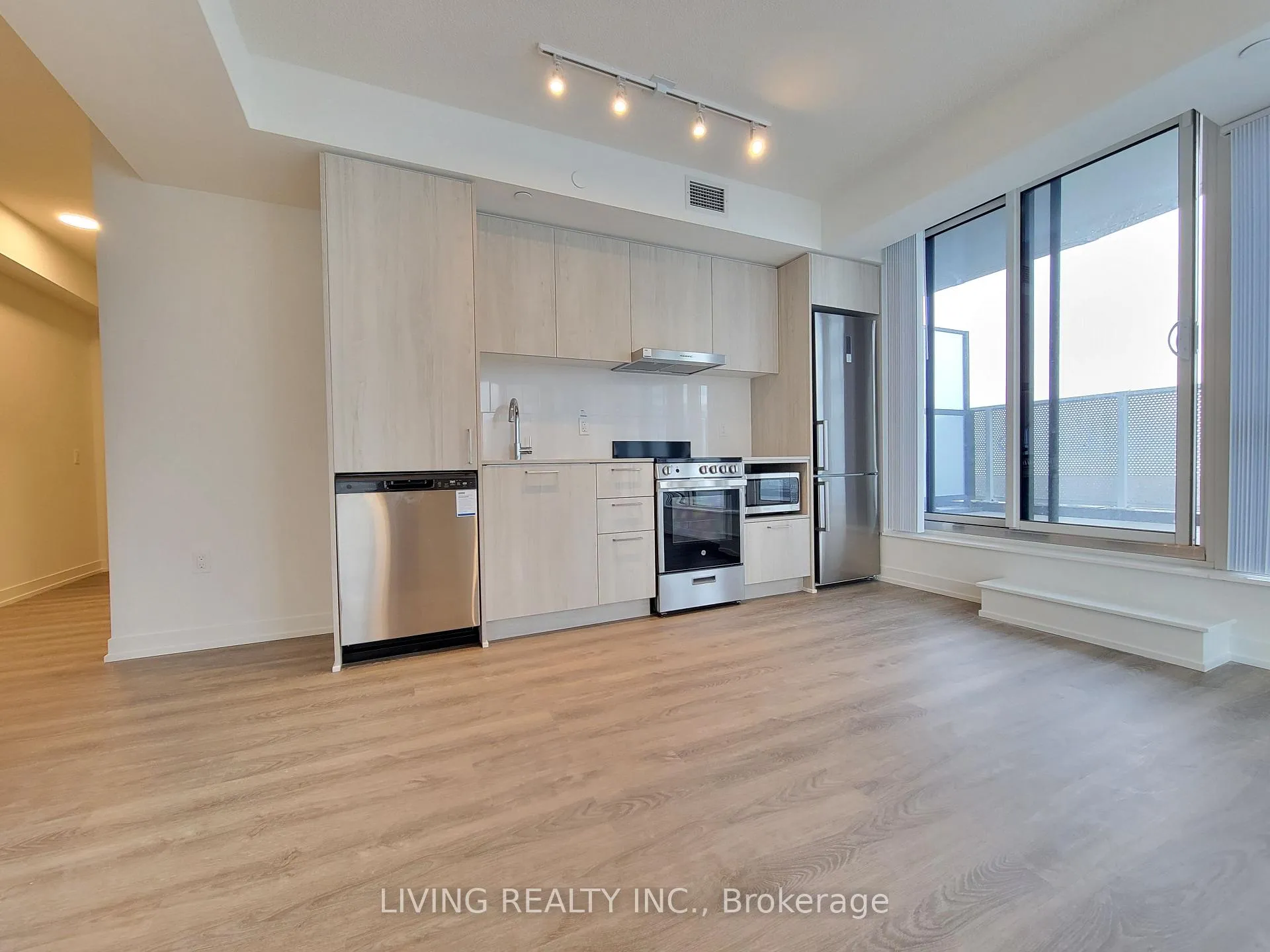 Photo 7 of Unit 715, 195 Commerce Street, Vaughan, Vaughan Corporate Centre — HOMEH