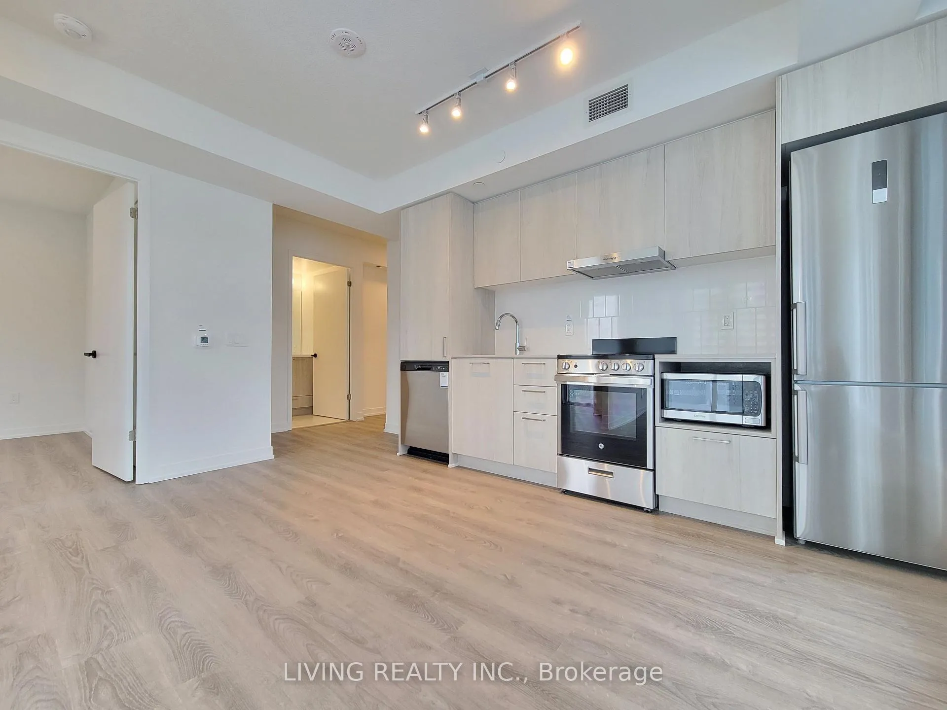 Photo 12 of Unit 715, 195 Commerce Street, Vaughan, Vaughan Corporate Centre — HOMEH