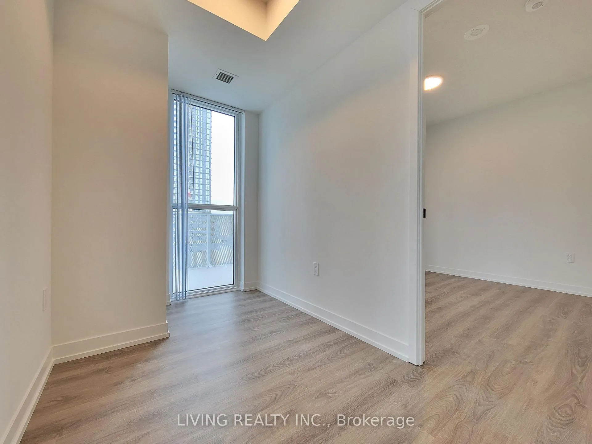 Photo 14 of Unit 715, 195 Commerce Street, Vaughan, Vaughan Corporate Centre — HOMEH