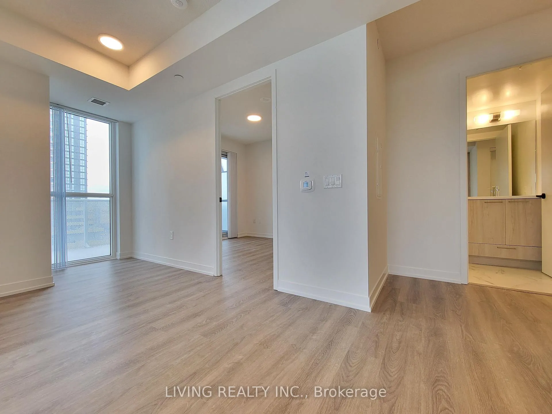 Photo 15 of Unit 715, 195 Commerce Street, Vaughan, Vaughan Corporate Centre — HOMEH