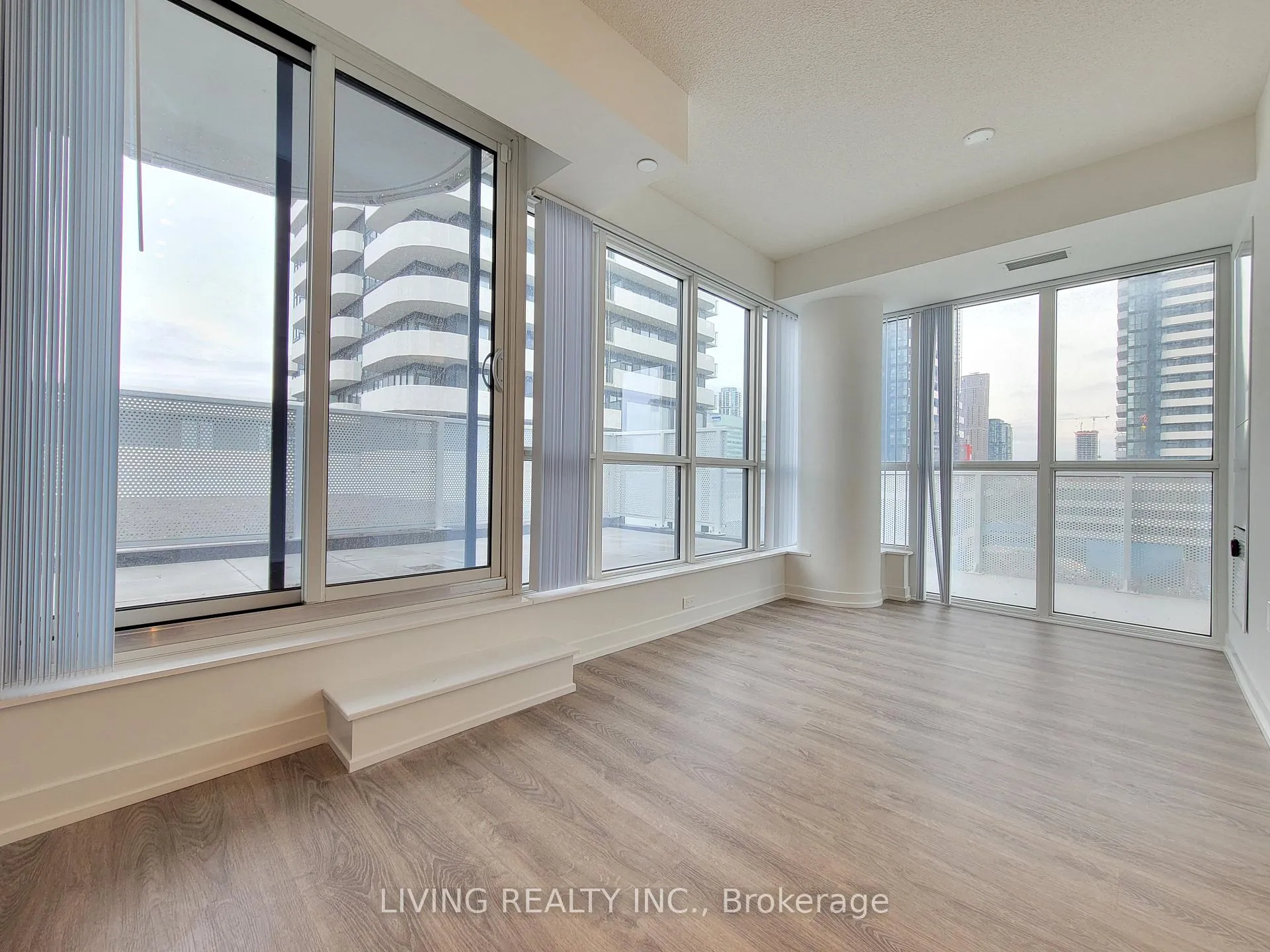 Photo 16 of Unit 715, 195 Commerce Street, Vaughan, Vaughan Corporate Centre — HOMEH
