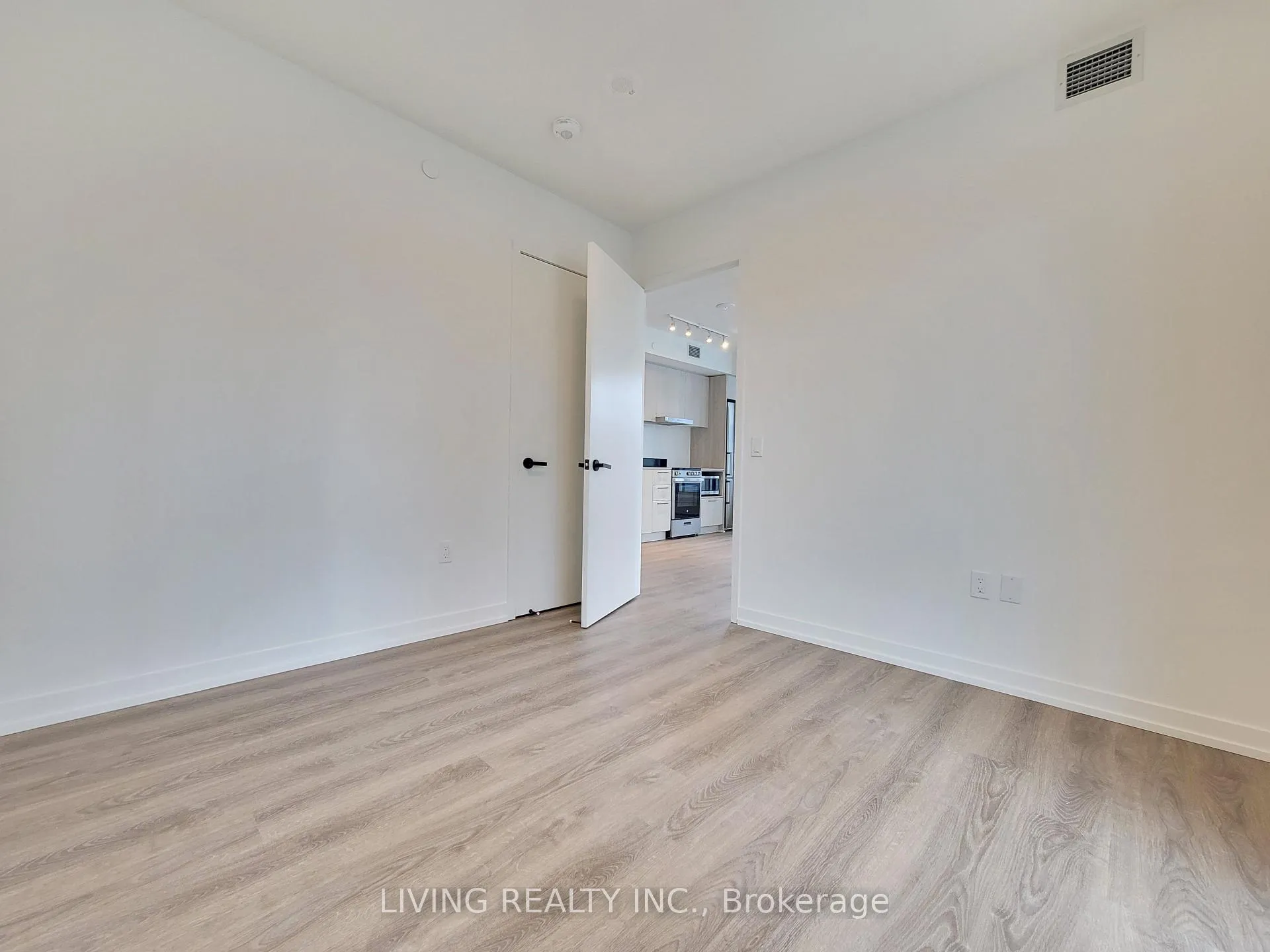 Photo 18 of Unit 715, 195 Commerce Street, Vaughan, Vaughan Corporate Centre — HOMEH