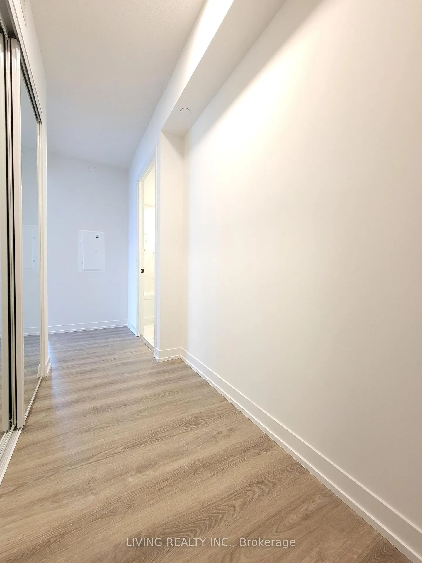 Photo 23 of Unit 715, 195 Commerce Street, Vaughan, Vaughan Corporate Centre — HOMEH