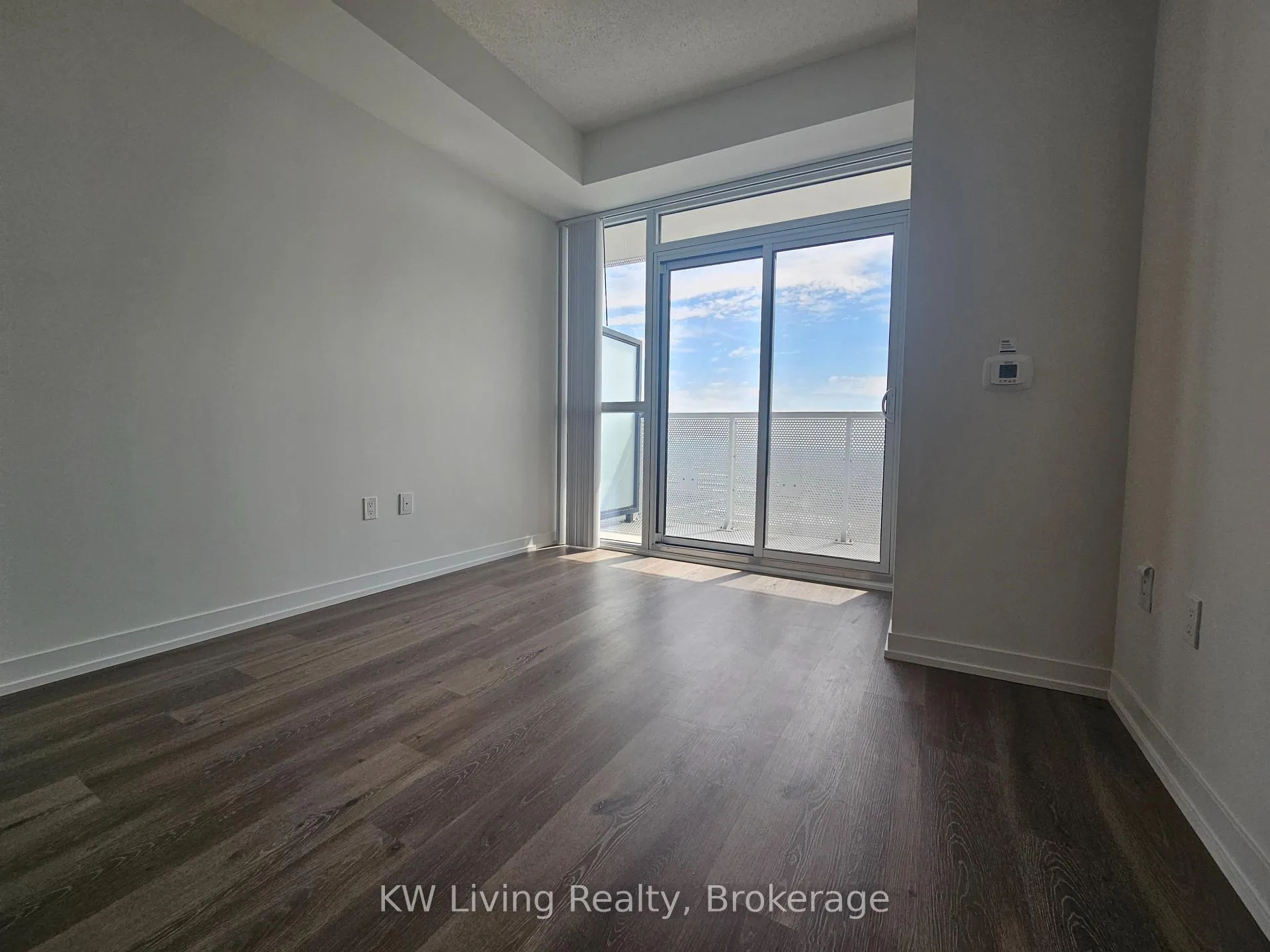 Photo 4 of Unit 6205, 225 Commerce Street, Vaughan, Vaughan Corporate Centre — HOMEH