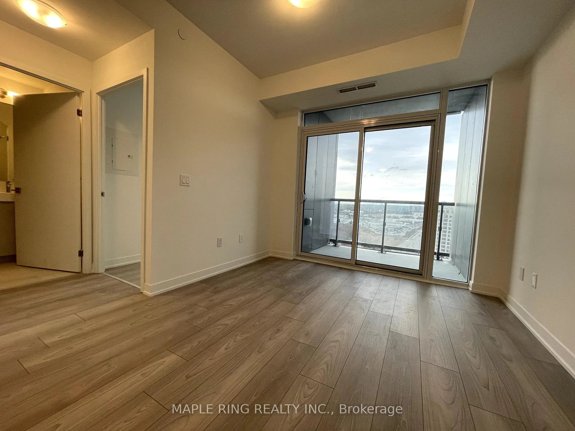 Photo 6 of Unit 1626, 498 Caldari Road, Vaughan, Concord — HOMEH