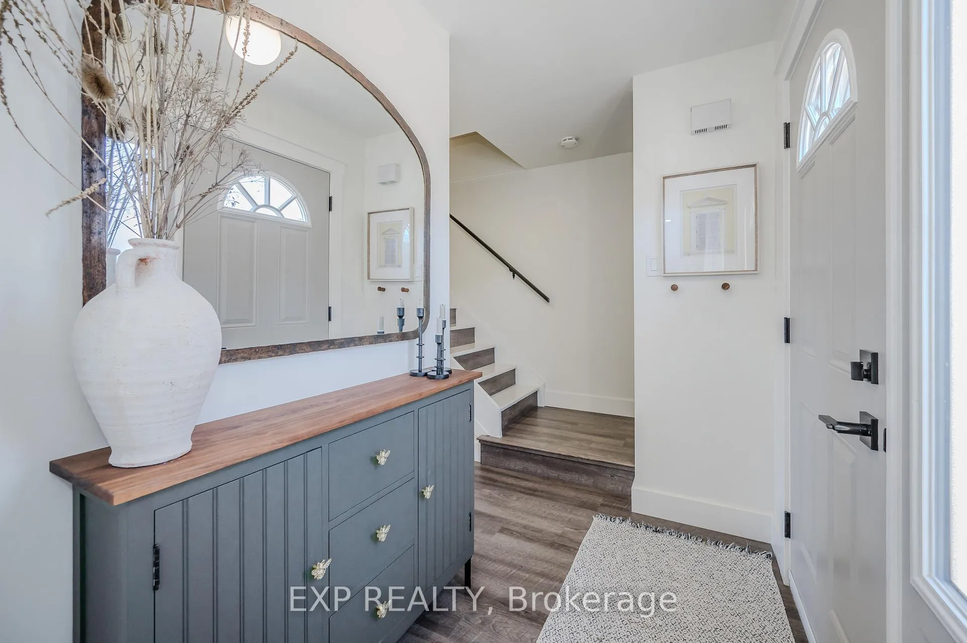 Photo 3 of Unit 23, 30 Green Valley Drive, Kitchener, Pioneer Park — HOMEH