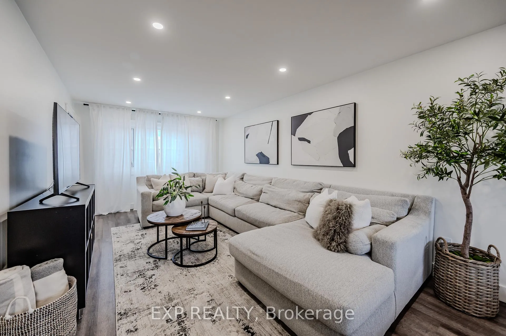 Photo 5 of Unit 23, 30 Green Valley Drive, Kitchener, Pioneer Park — HOMEH