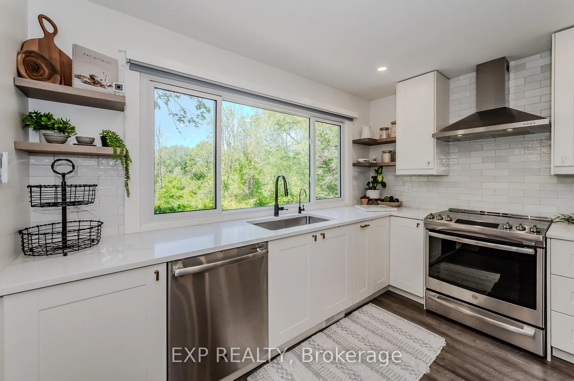 Photo 9 of Unit 23, 30 Green Valley Drive, Kitchener, Pioneer Park — HOMEH