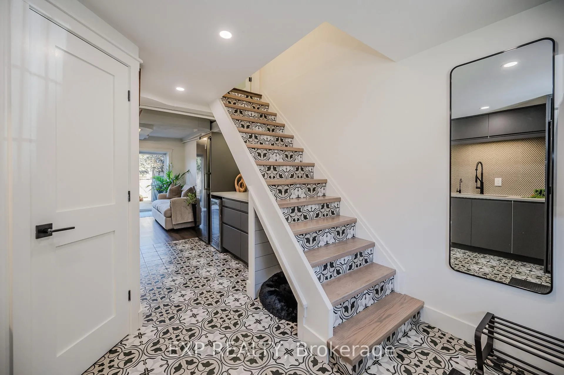 Photo 25 of Unit 23, 30 Green Valley Drive, Kitchener, Pioneer Park — HOMEH