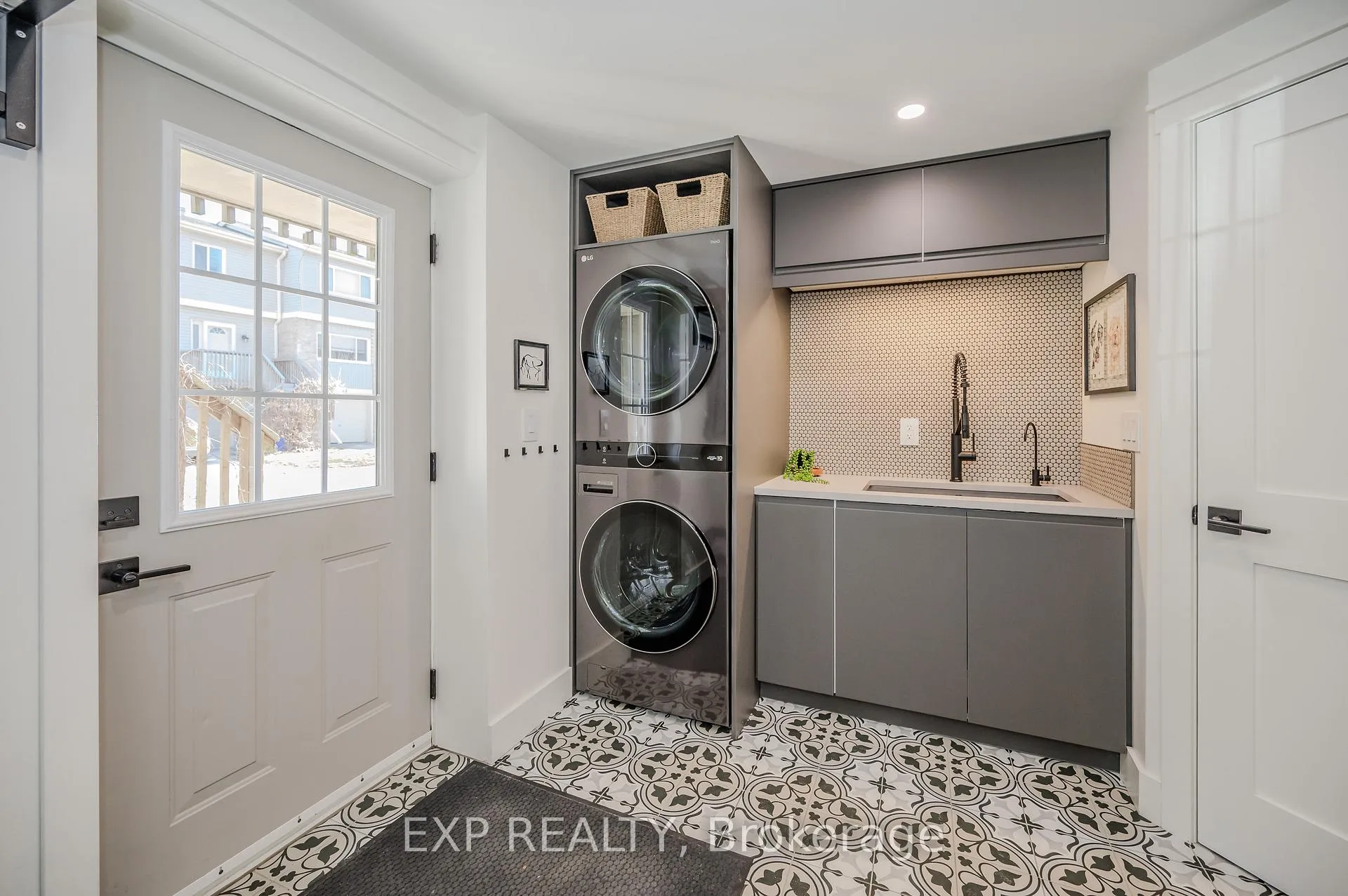 Photo 27 of Unit 23, 30 Green Valley Drive, Kitchener, Pioneer Park — HOMEH