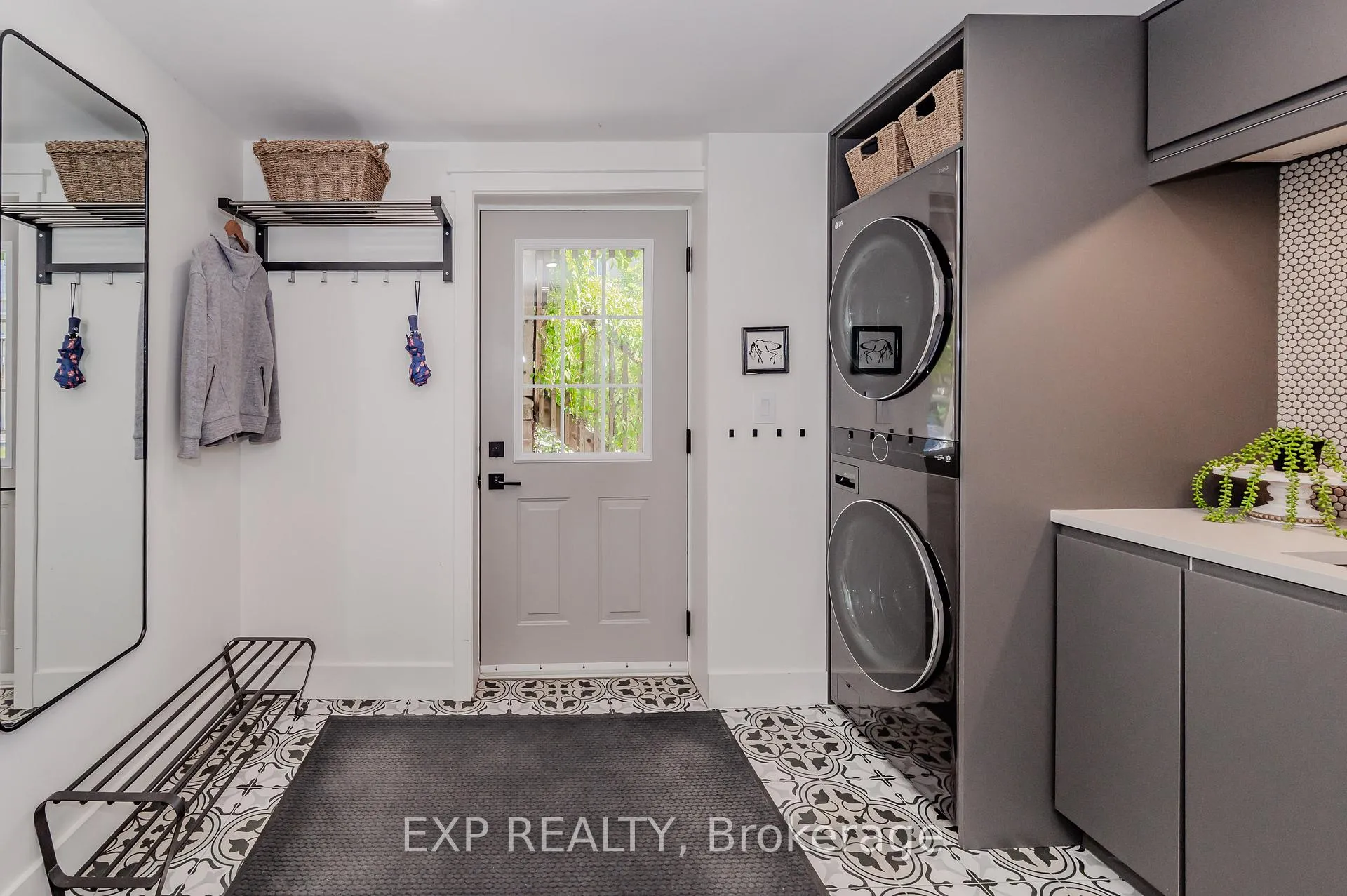 Photo 28 of Unit 23, 30 Green Valley Drive, Kitchener, Pioneer Park — HOMEH