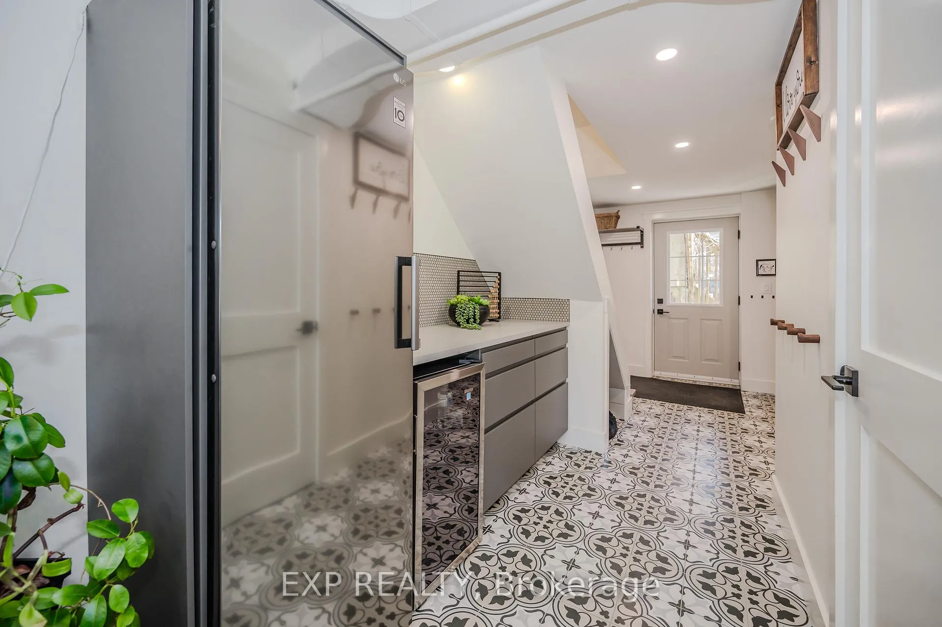 Photo 29 of Unit 23, 30 Green Valley Drive, Kitchener, Pioneer Park — HOMEH