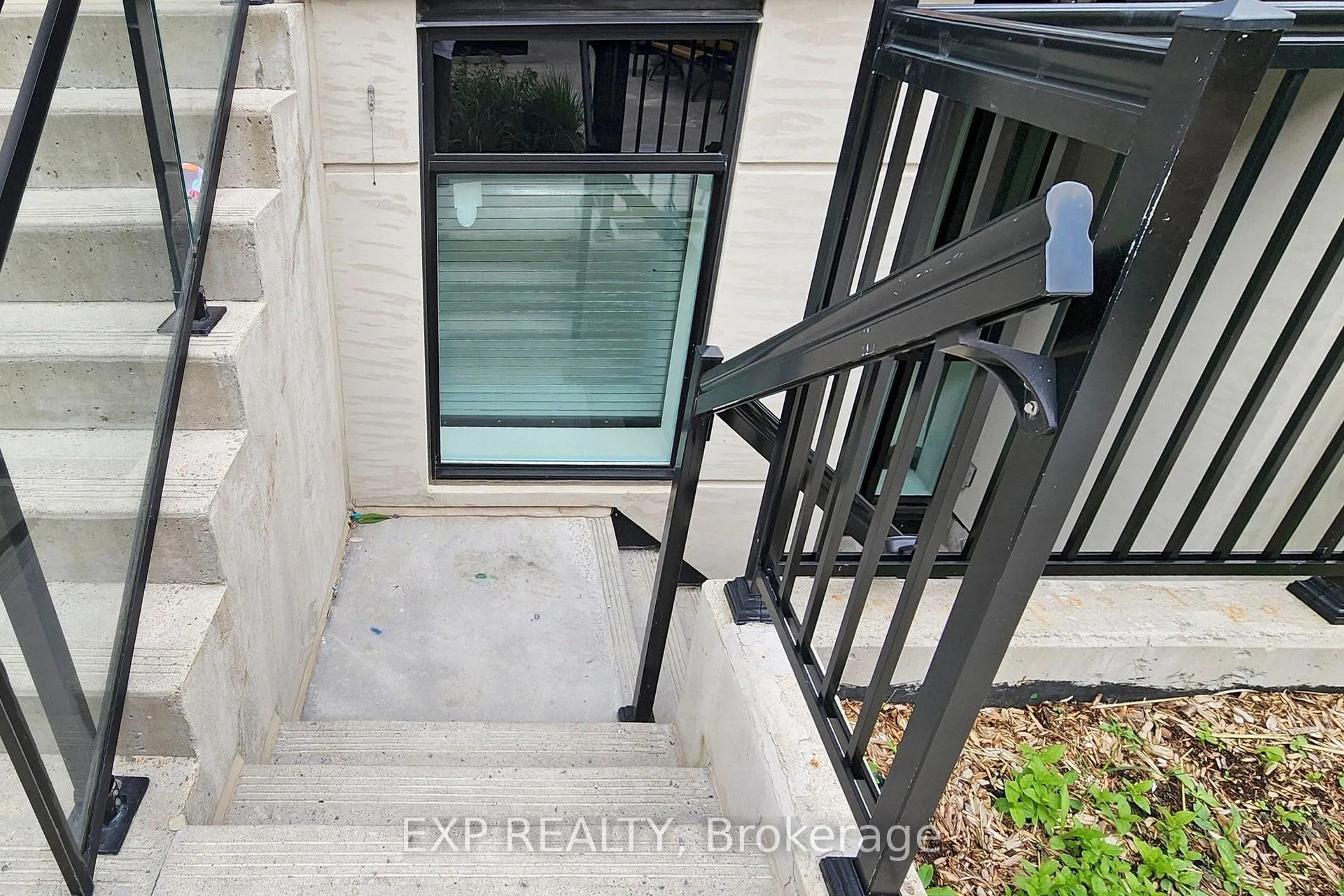 Photo 7 of Unit 101, 5299 Highway 7 Street, Vaughan, Vaughan Grove — HOMEH