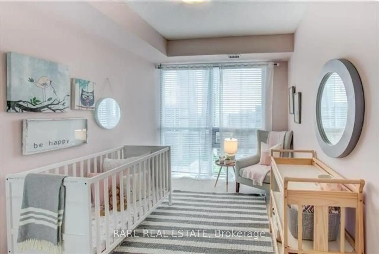 Photo 10 of Unit 1322, 70 Roehampton Avenue, Toronto, Mount Pleasant West — HOMEH