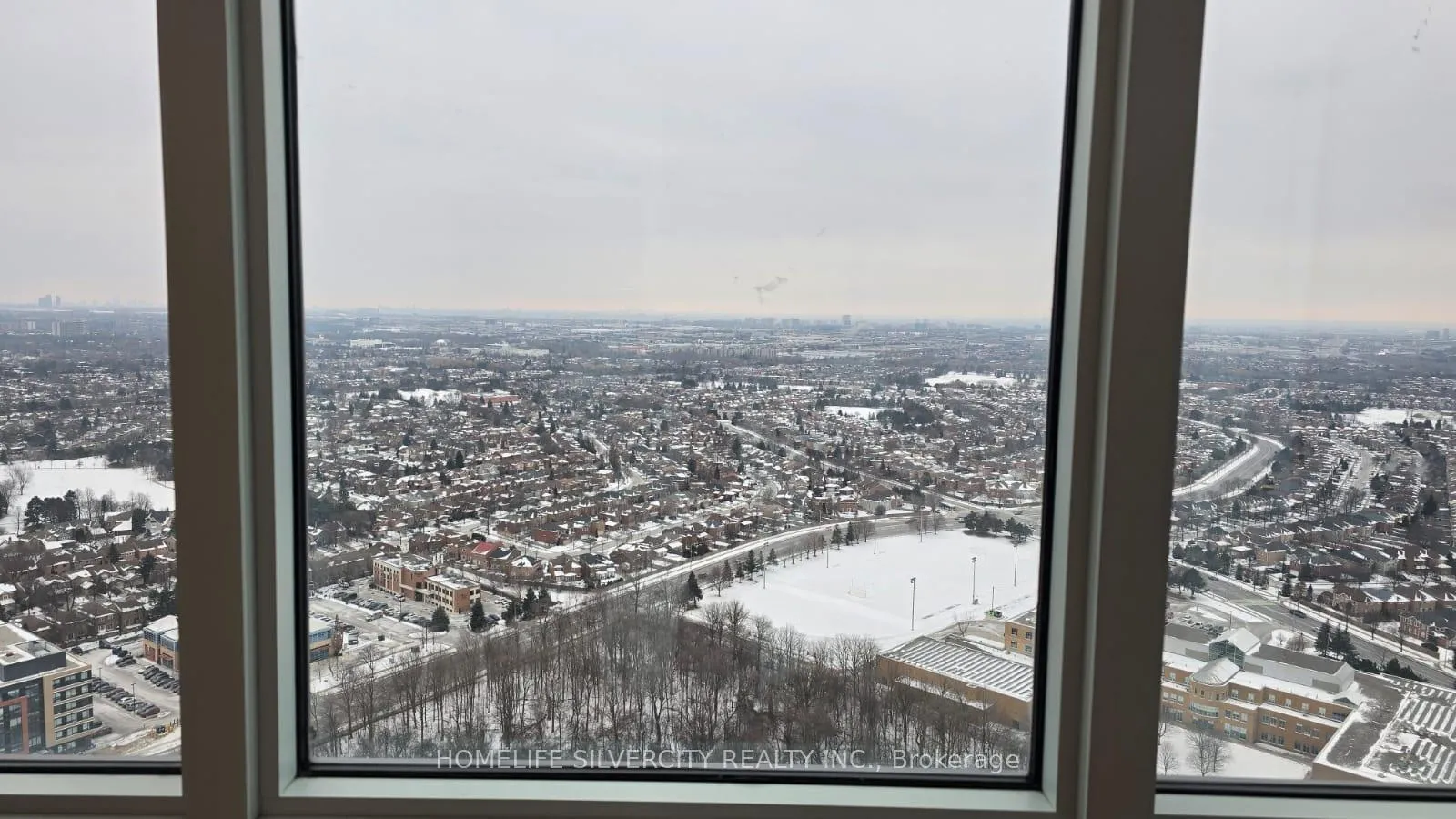 Photo 18 of Unit A-3503, 30 Upper Mall Way, Vaughan, Brownridge — HOMEH