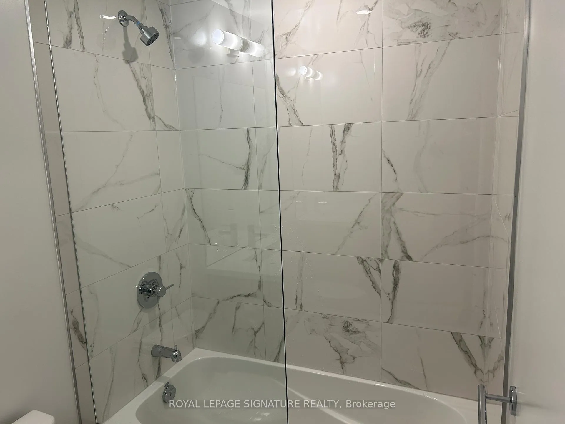 Photo 16 of Unit 2501, 225 Commerce Street, Vaughan, Vaughan Corporate Centre — HOMEH