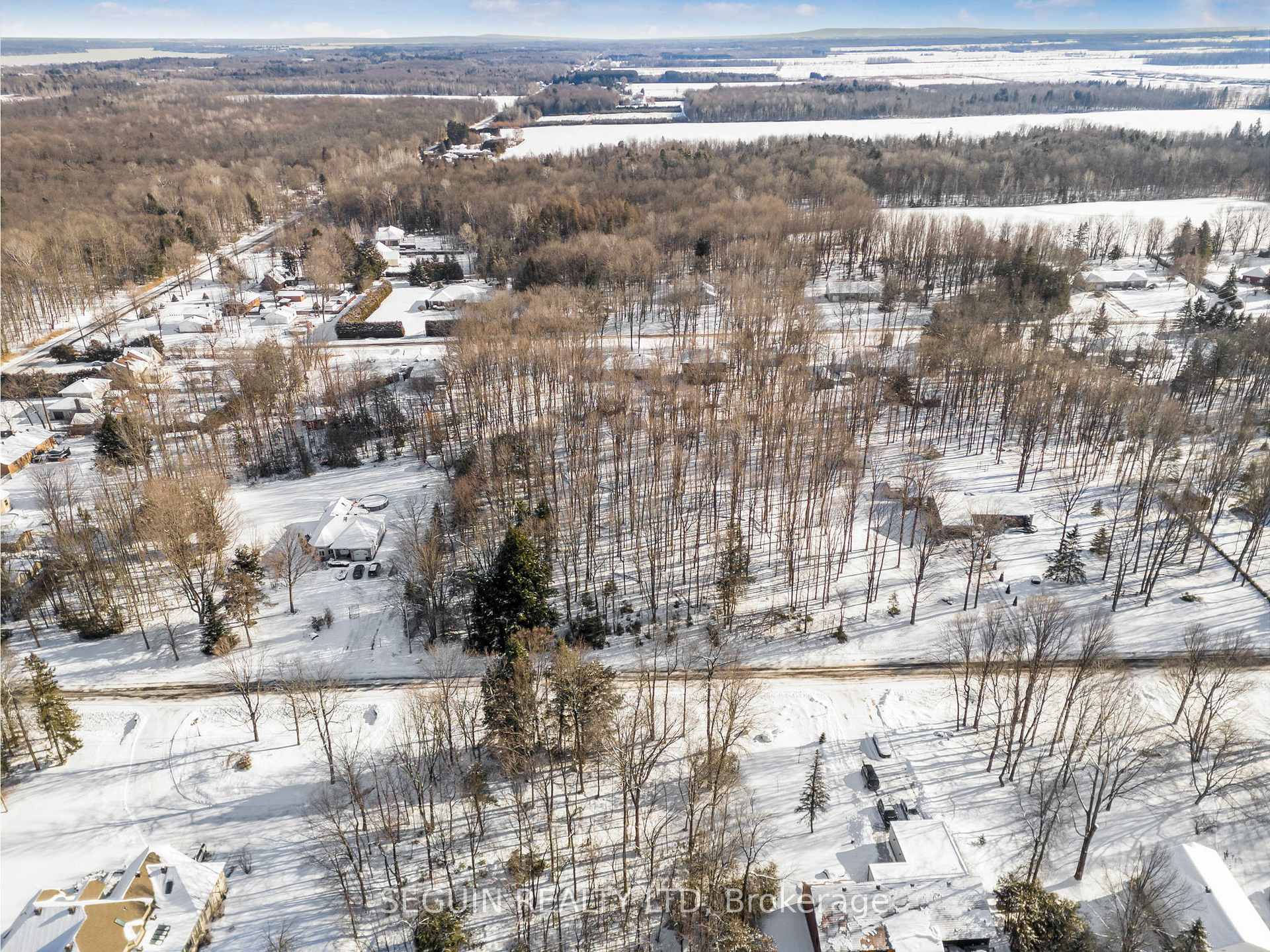 Photo 1 of 2777 Maplewood Drive, Champlain, Champlain Twp — HOMEH