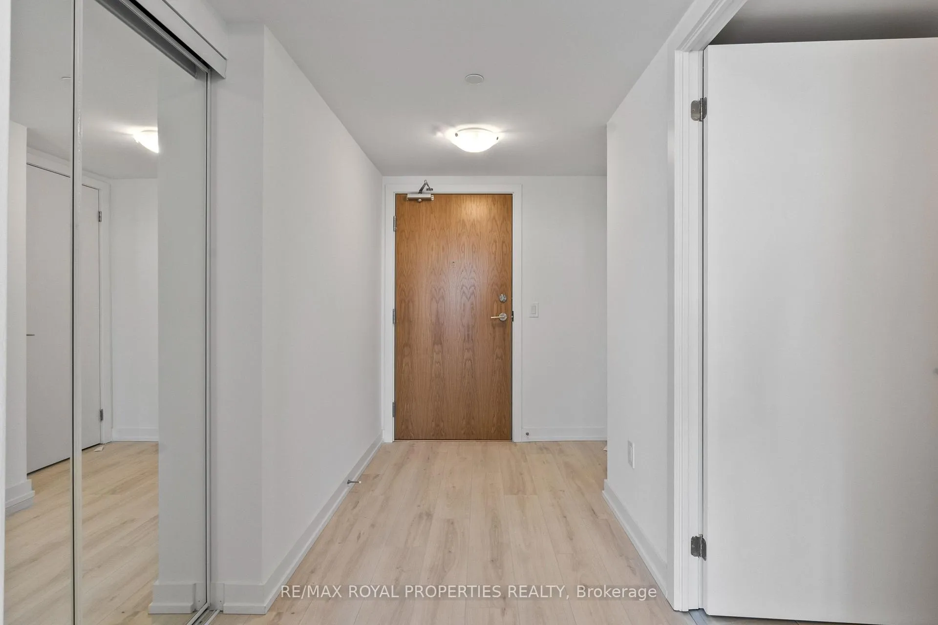 Photo 8 of Unit 1611, 1435 Celebration Drive, Pickering, Bay Ridges — HOMEH